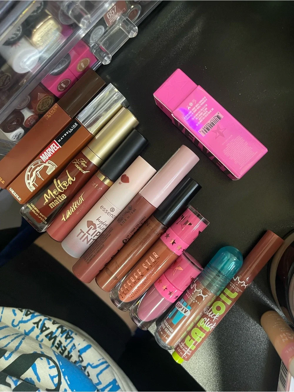 Jeffree Star Liquid Lipstick & Lip Gloss Mix - Pink, Nude, Brown Tones